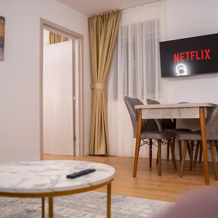 Coban Residence - A3 - Scandinavian Apartment Brassó Kültér fotó